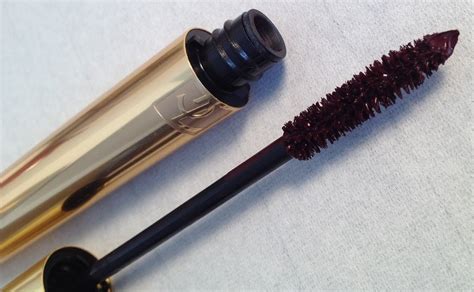 Mascara Volume Effet Faux Cils in Burgundy (5) 